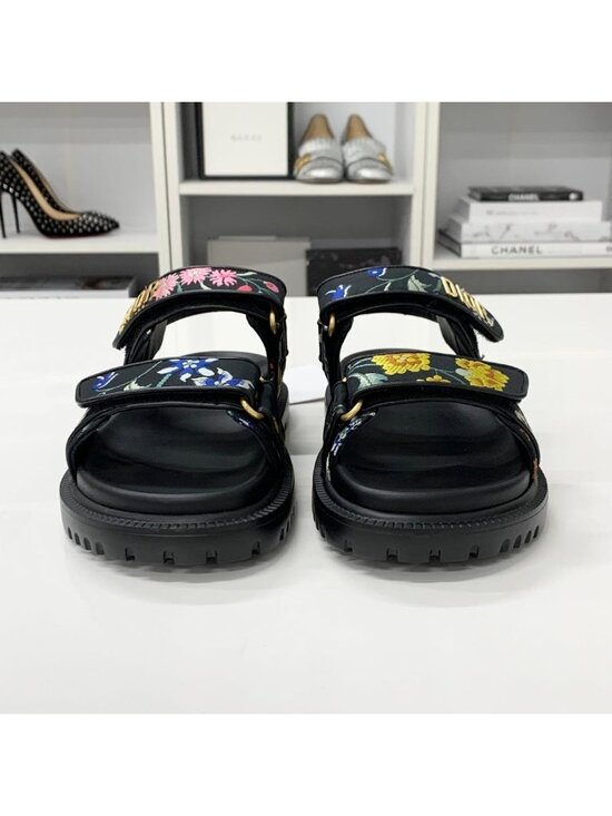 NIB $1350 Dior Dioract Floral Print Leather Sandals | eBay Dior Dio le Act Floral Pattern Embroidered Velcro Sandals